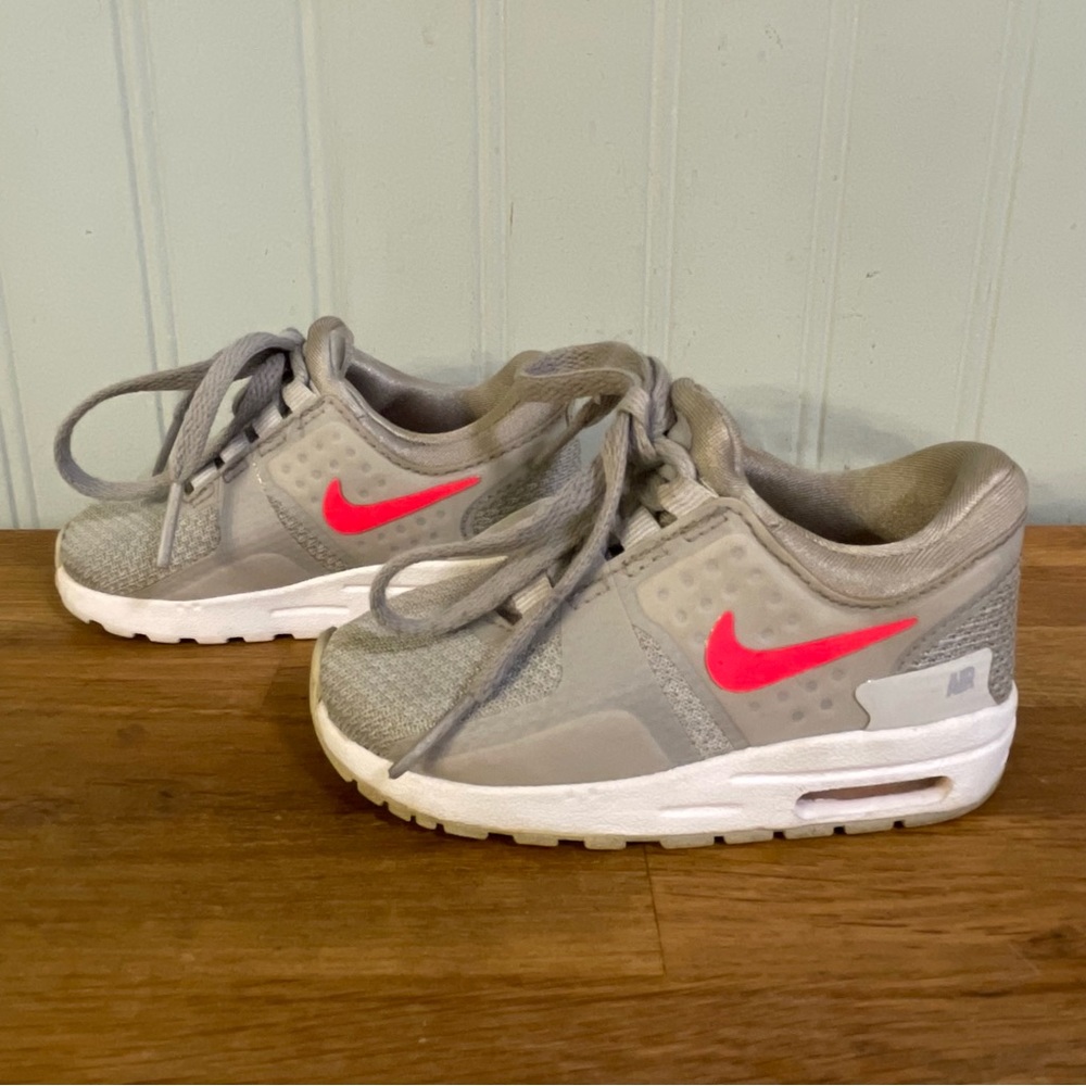 NIKE Air Max Zero Toddler Sneakers (5C)